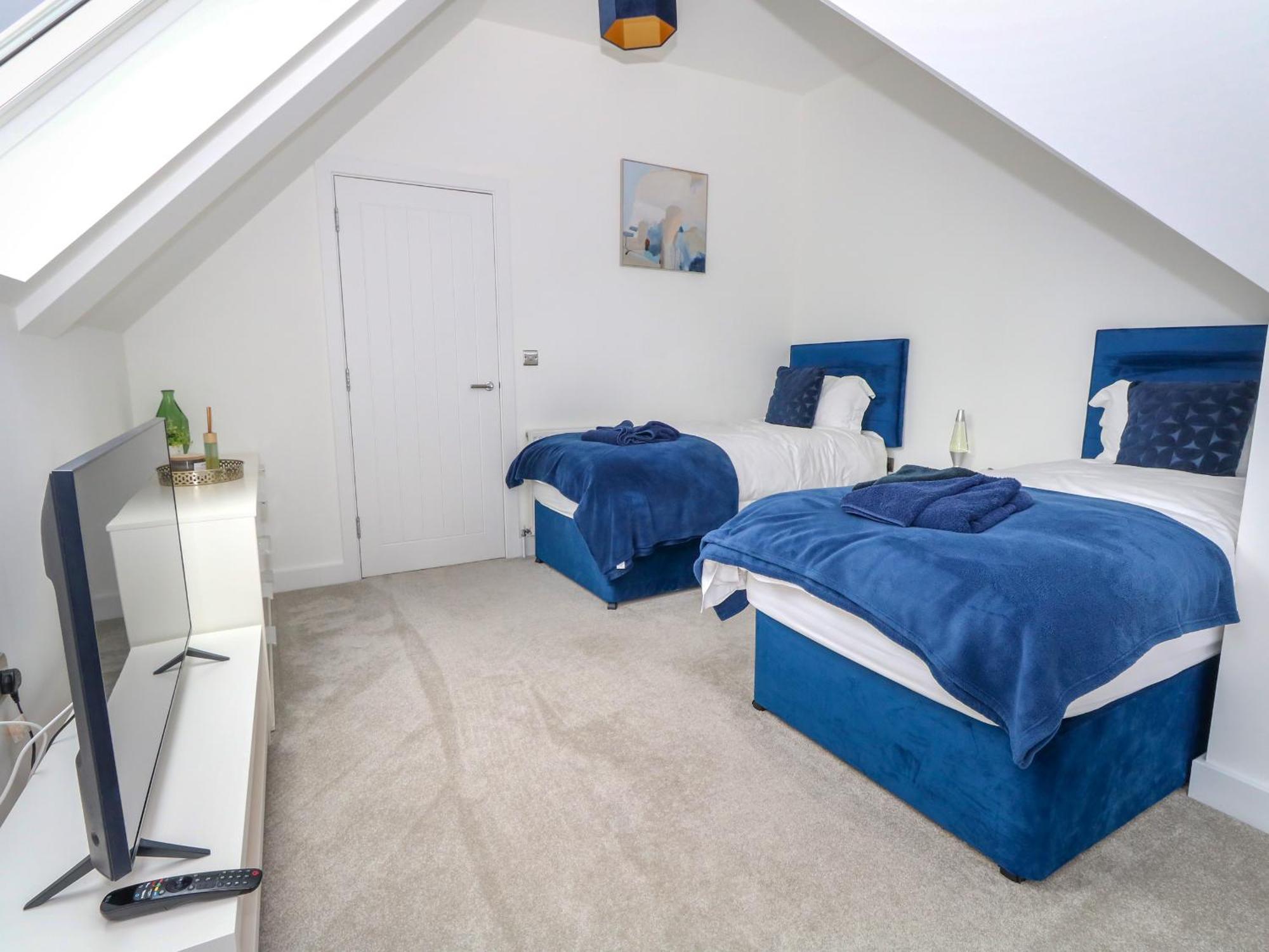 66A Danecourt Road Villa Poole Eksteriør billede