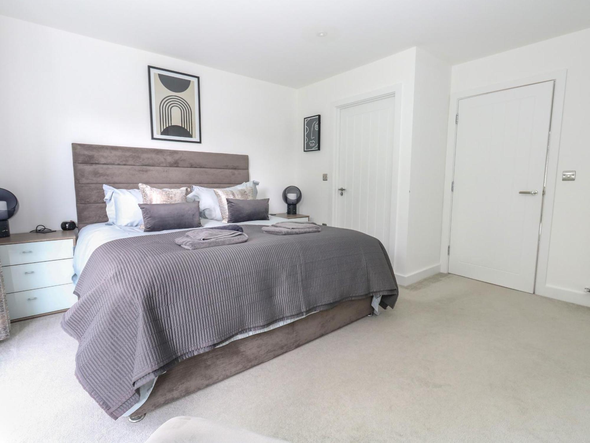 66A Danecourt Road Villa Poole Eksteriør billede